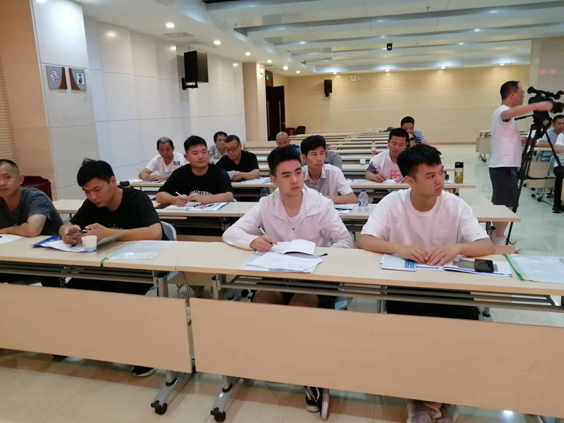 凯发开展渔政护渔能力提升培训会